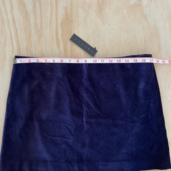 Brand new Theory blue velvet mini skirt, size 12 - Picture 3 of 6